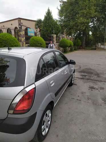 Kia Rio 2009, 193,000 km - 1.4 l - Gəncə