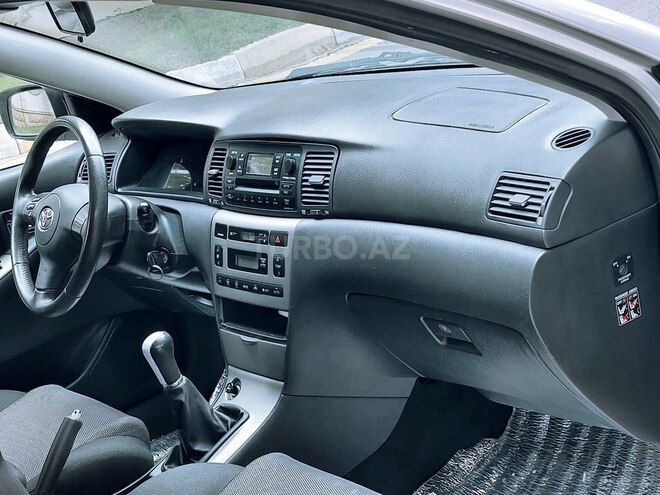 Toyota Corolla 2006, 175,000 km - 1.4 л - Bakı