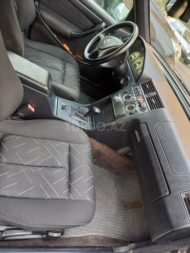 Mercedes C 200 2000, 268,000 km - 2.0 л - Bakı