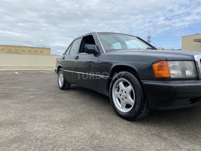 Mercedes 190 1990, 285,000 km - 2.0 л - Sumqayıt