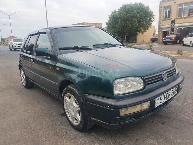 Volkswagen Golf 1996, 290,000 km - 1.8 l - Sumqayıt