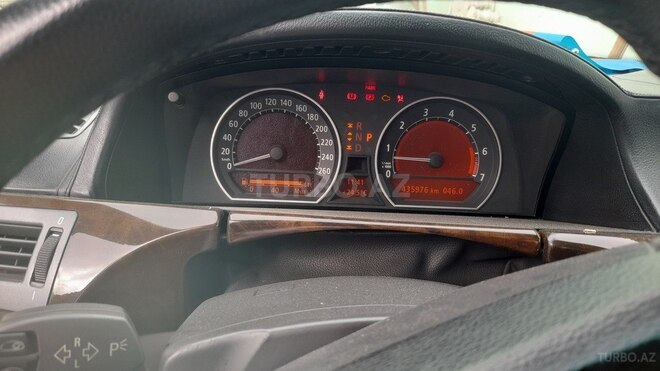 BMW 745 2002, 272,000 km - 4.4 l - Bakı