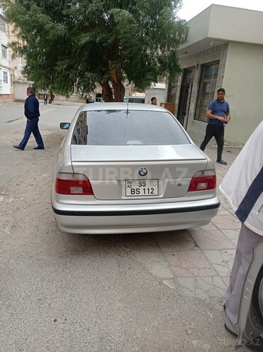 BMW 525 2002, 284,786 km - 2.5 l - Sumqayıt