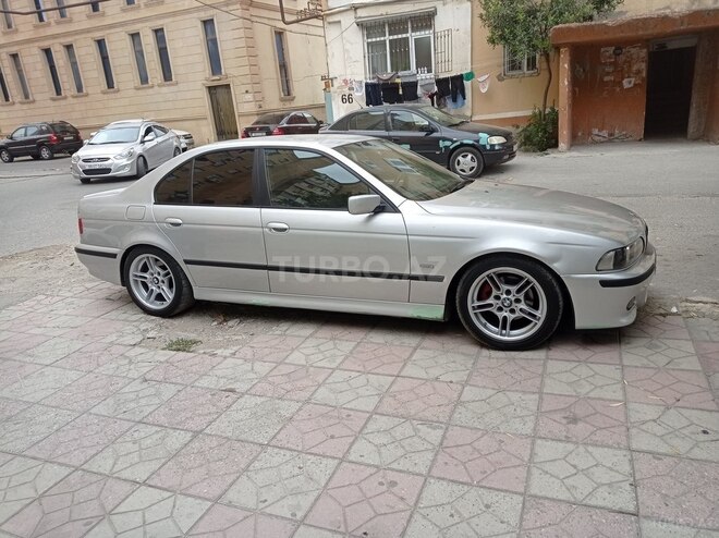 BMW 525 2002, 284,786 km - 2.5 l - Sumqayıt