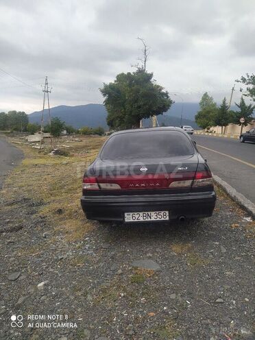 Nissan Maxima 1998, 300,565 km - 3.0 л - Zaqatala