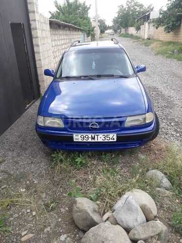 Opel Astra 1995, 310,000 km - 1.6 l - Bakı