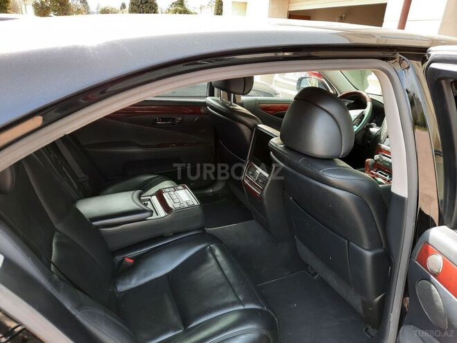 Lexus LS 460 2010, 235,700 km - 4.6 l - Sumqayıt