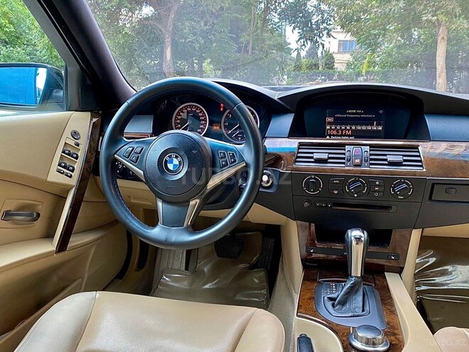 BMW 525 2007, 230,000 km - 2.5 л - Bakı