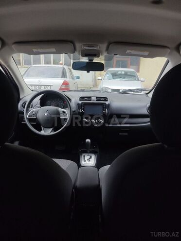 Mitsubishi Mirage 2019, 28,000 km - 1.2 л - Bakı