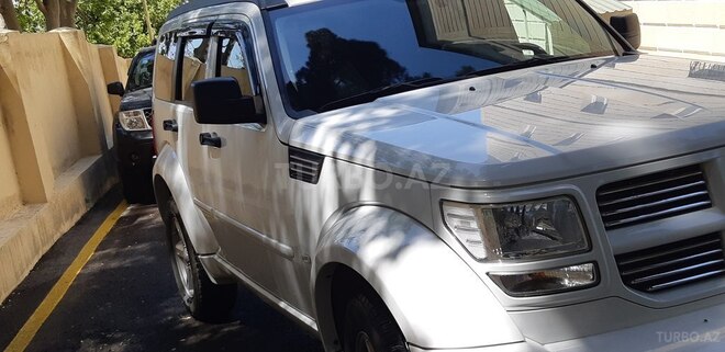 Dodge Nitro 2011, 135,000 km - 3.7 л - Bakı