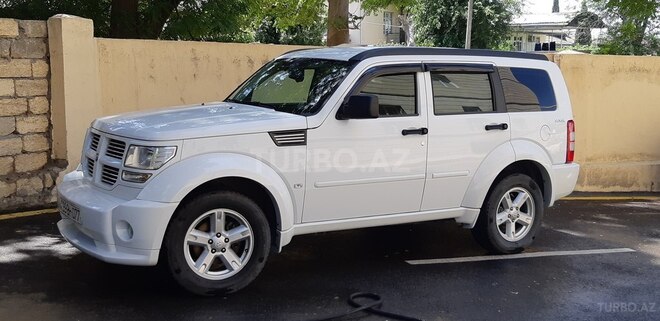 Dodge Nitro 2011, 135,000 km - 3.7 л - Bakı