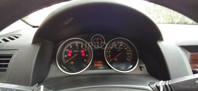 Opel Astra 2005, 180,000 km - 1.4 л - Şirvan