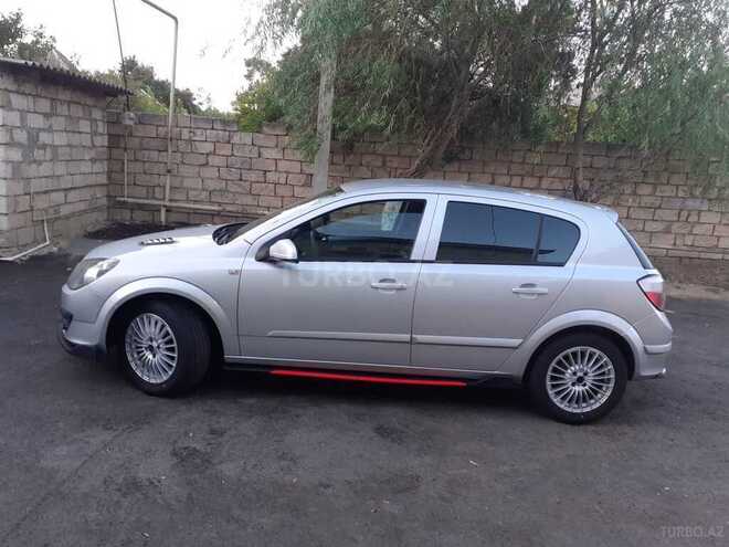 Opel Astra 2005, 180,000 km - 1.4 л - Şirvan