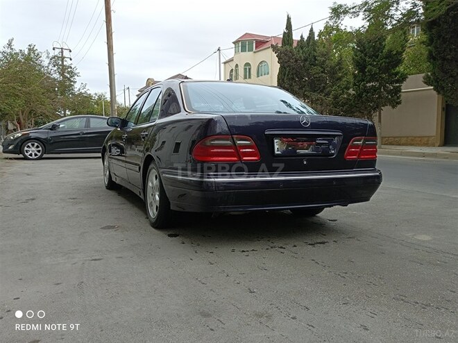 Mercedes E 240 2000, 320,000 km - 2.4 l - Bakı