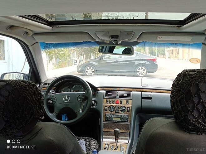 Mercedes E 240 2000, 320,000 km - 2.4 l - Bakı