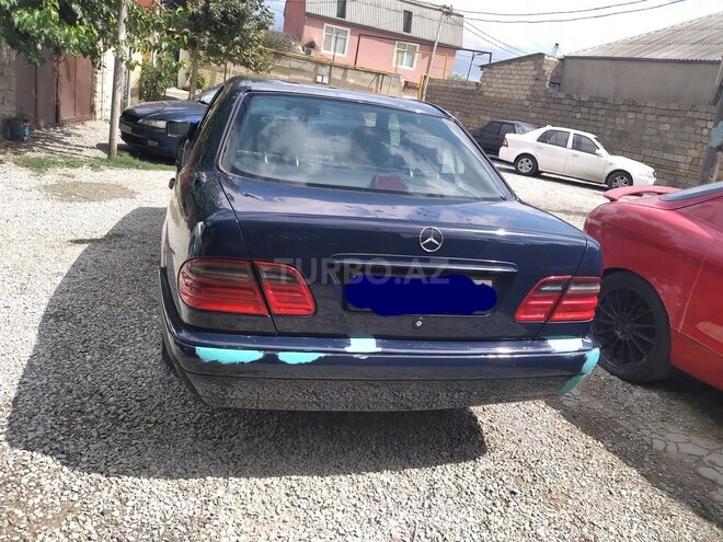Mercedes E 200 1996, 213,766 km - 2.0 л - Bakı