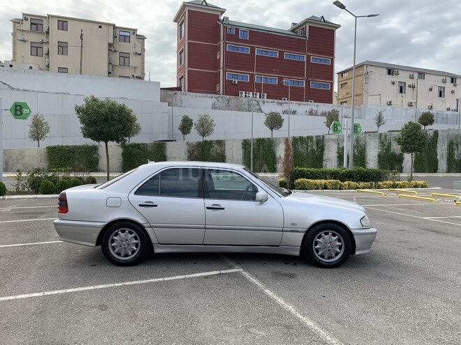 Mercedes C 180 1999, 276,000 km - 1.8 l - Bakı