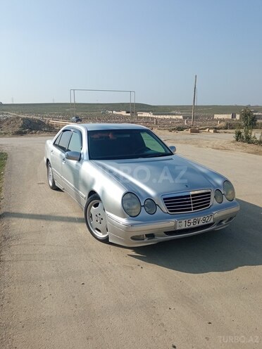 Mercedes E 220 2000, 500,000 km - 2.2 l - Bakı