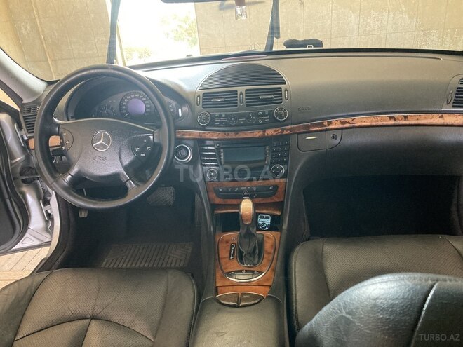 Mercedes E 320 2002, 251,200 km - 3.2 l - Bakı