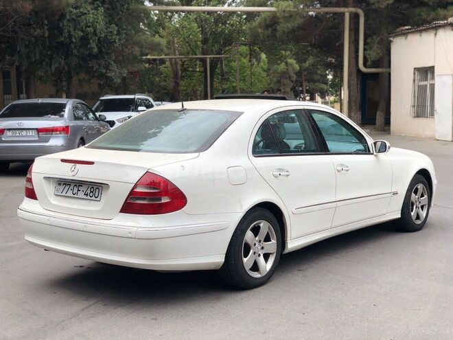 Mercedes E 240 2002, 275,000 km - 2.6 л - Bakı