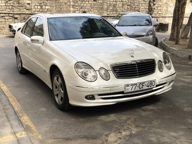 Mercedes E 240 2002, 275,000 km - 2.6 л - Bakı