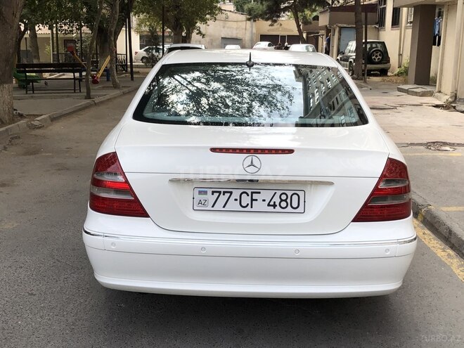 Mercedes E 240 2002, 275,000 km - 2.6 л - Bakı