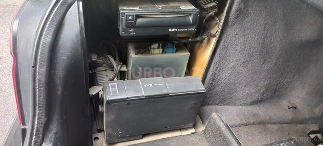BMW 528 1999, 372,653 km - 2.8 l - Bakı