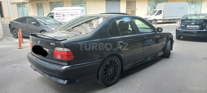 BMW 528 1999, 372,653 km - 2.8 l - Bakı