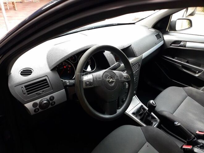 Opel Astra 2006, 162,000 km - 1.4 l - Bakı