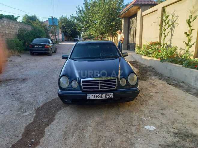 Mercedes E 230 1996, 411,000 km - 2.3 l - Bakı