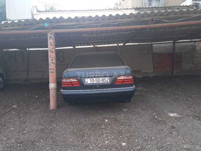 Mercedes E 230 1996, 411,000 km - 2.3 l - Bakı