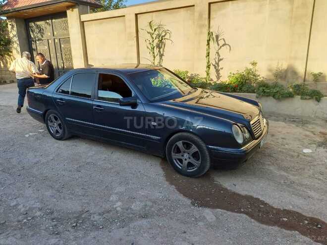 Mercedes E 230 1996, 411,000 km - 2.3 l - Bakı