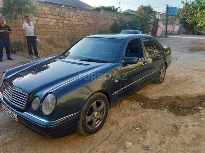 Mercedes E 230 1996, 411,000 km - 2.3 l - Bakı