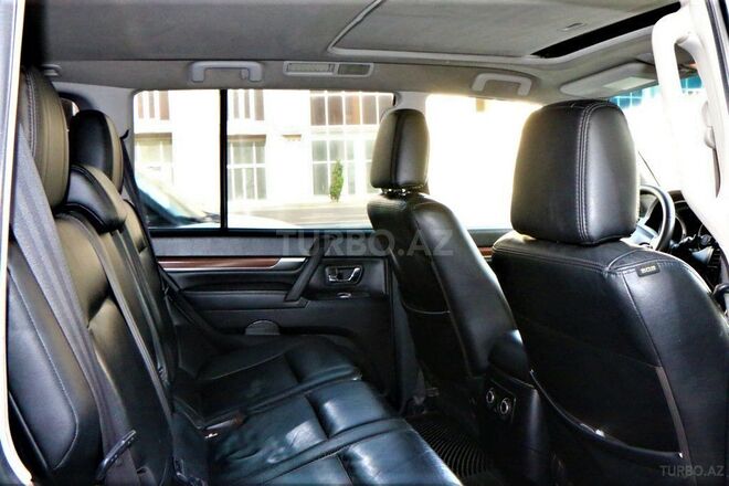 Mitsubishi Pajero 2007, 245,468 km - 3.0 l - Bakı