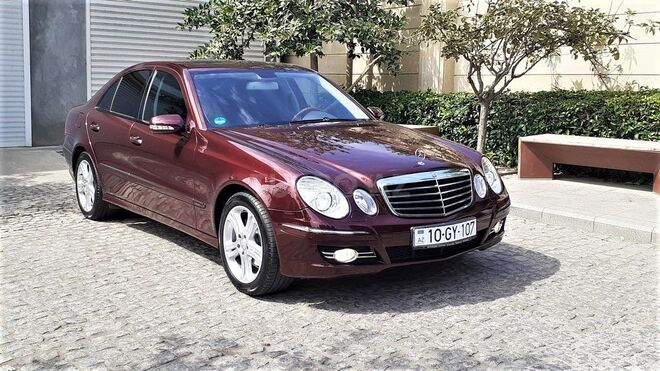 Mercedes E 220 2008, 180,000 km - 2.2 l - Bakı