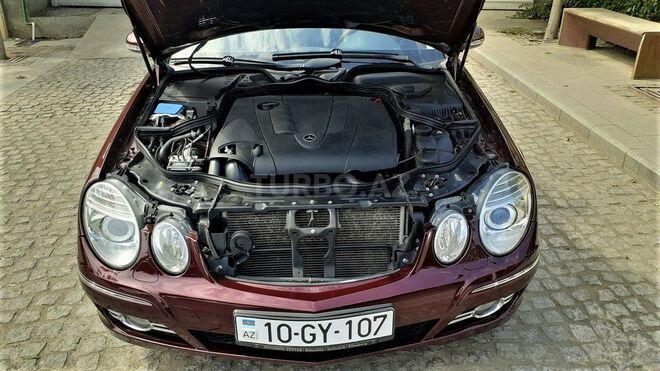 Mercedes E 220 2008, 180,000 km - 2.2 l - Bakı