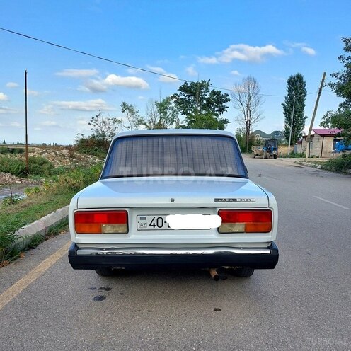 LADA (VAZ) 2107 2002, 220,000 km - 1.6 l - Quba