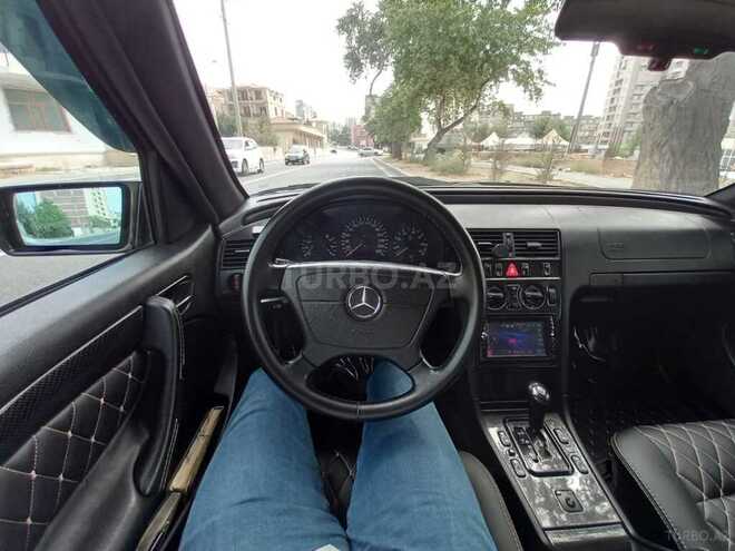 Mercedes C 240 2000, 190,000 km - 2.4 л - Bakı