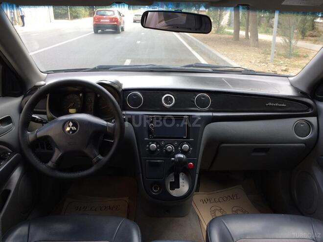Mitsubishi Airtrek 2002, 252,000 km - 2.0 l - Bakı
