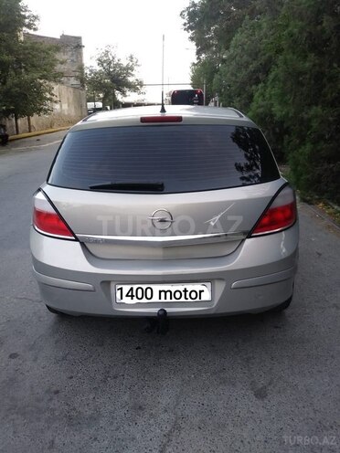 Opel Astra 2006, 220,000 km - 1.4 л - Bakı