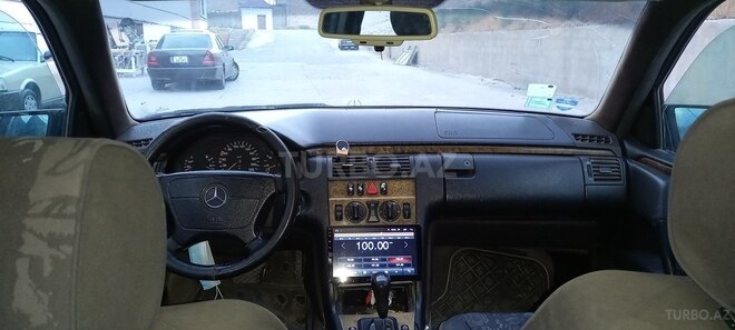 Mercedes E 220 1996, 455,000 km - 2.2 l - Bakı