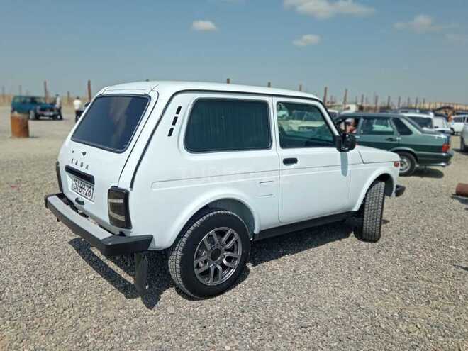 LADA (VAZ) Niva 2011, 11,196 km - 1.7 l - Samux