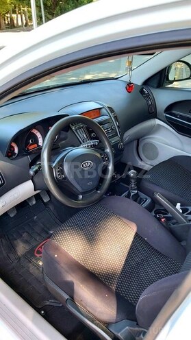 Kia Ceed 2007, 210,000 km - 1.6 l - Mingəçevir