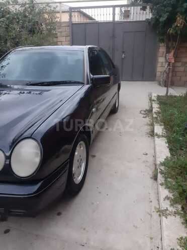 Mercedes E 240 1998, 358,677 km - 2.4 l - Bakı