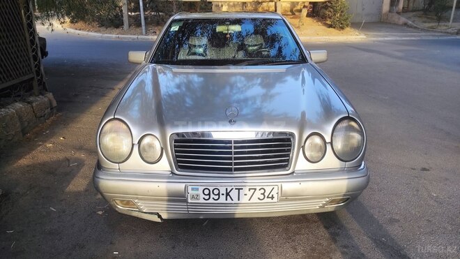Mercedes E 250 1996, 352,800 km - 2.5 l - Bakı