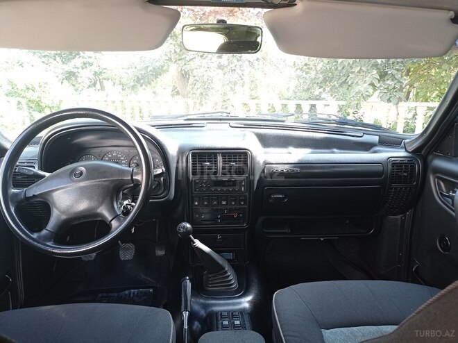 GAZ 31105 2005, 160,000 km - 2.3 л - Bakı