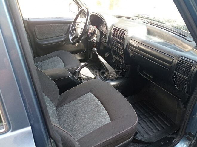 GAZ 31105 2005, 160,000 km - 2.3 л - Bakı