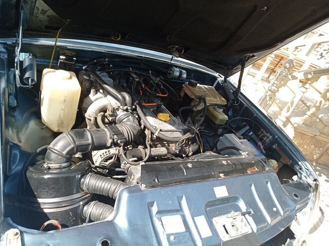 GAZ 31105 2005, 160,000 km - 2.3 л - Bakı