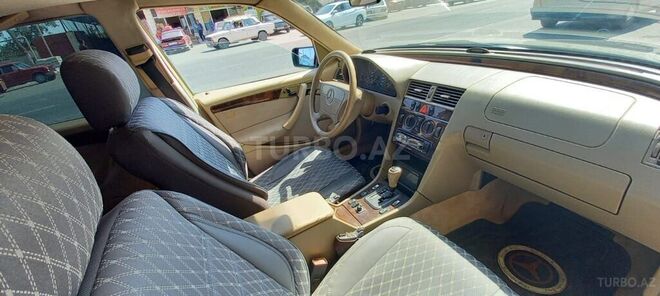 Mercedes C 200 1997, 360,000 km - 2.0 л - Ağdaş