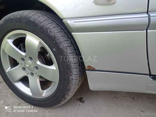 Mercedes C 200 1999, 282,000 km - 2.0 l - Ağcabədi